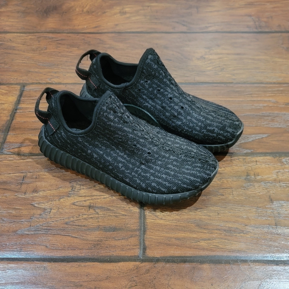 Adidas Yeezy Boost Sneakers